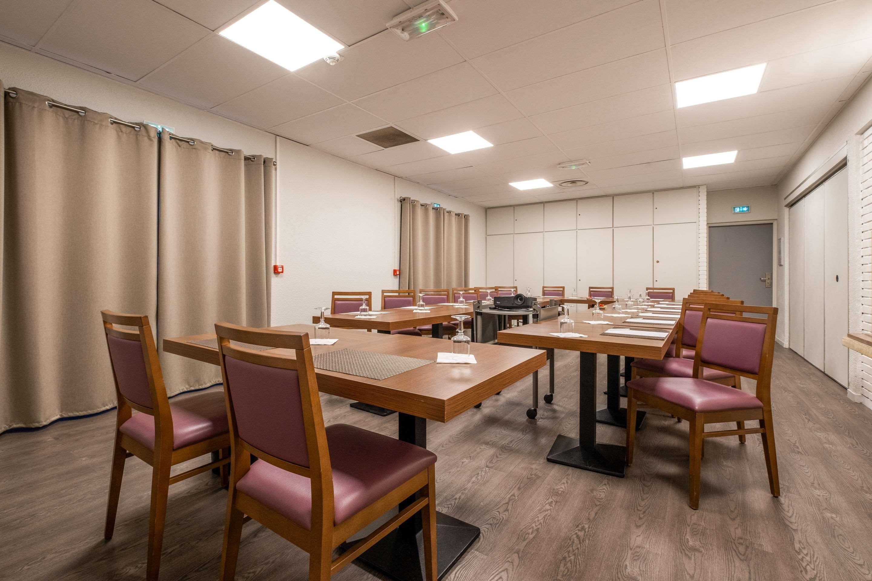 Comfort Hotel Etampes Ngoại thất bức ảnh