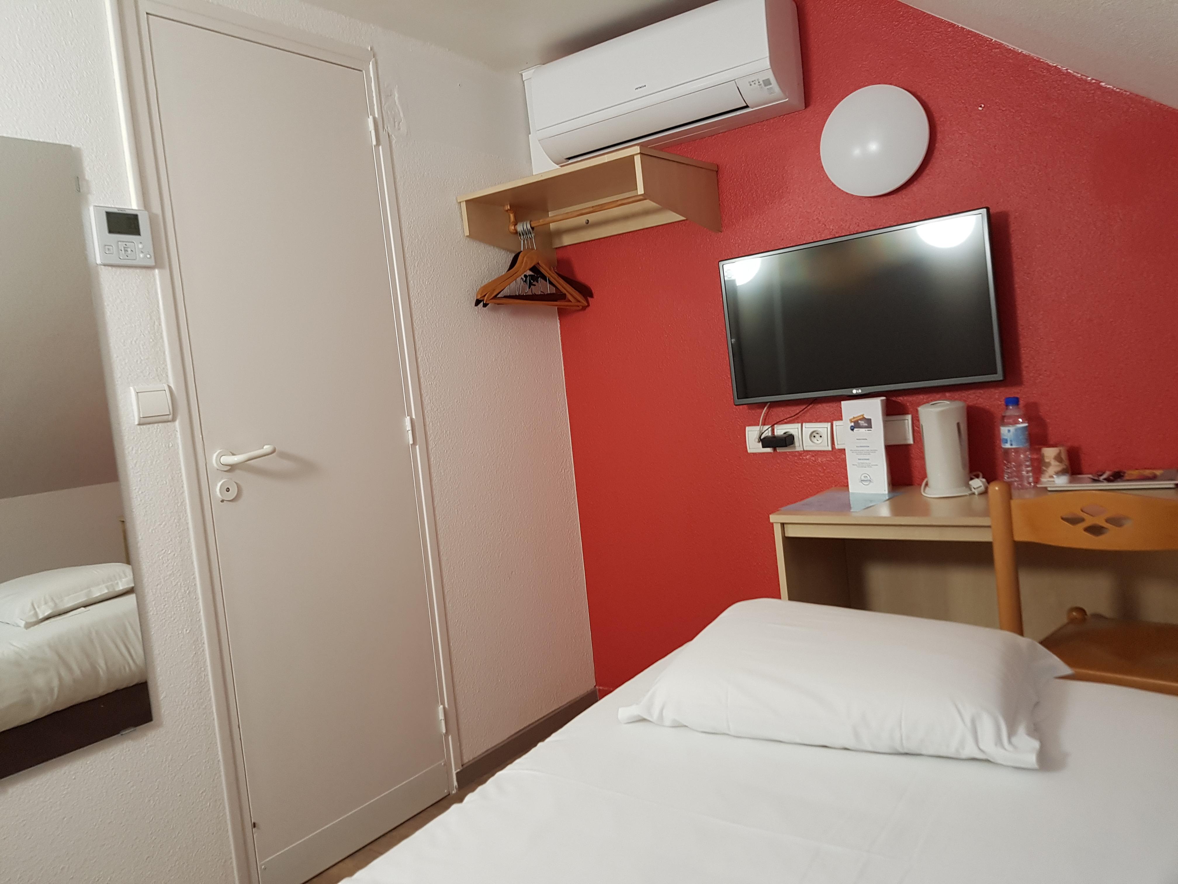 Comfort Hotel Etampes Ngoại thất bức ảnh